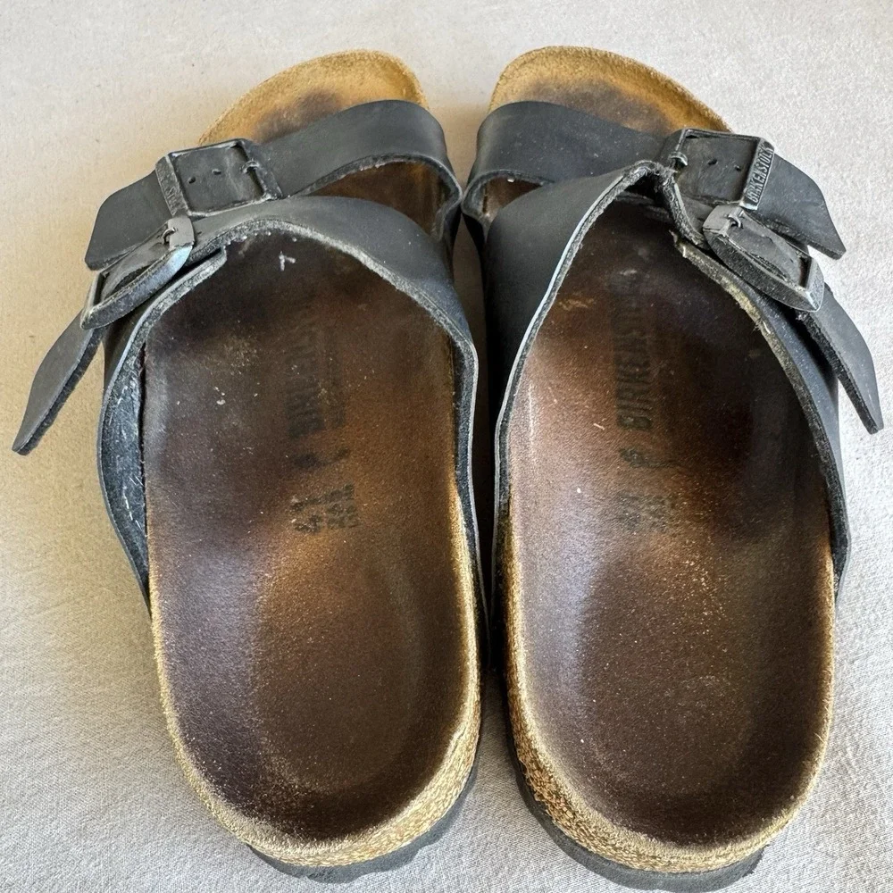 Size 41/W10/M8 - Birkenstock Arizona Birko-Flor Black Unisex sandals Narrow